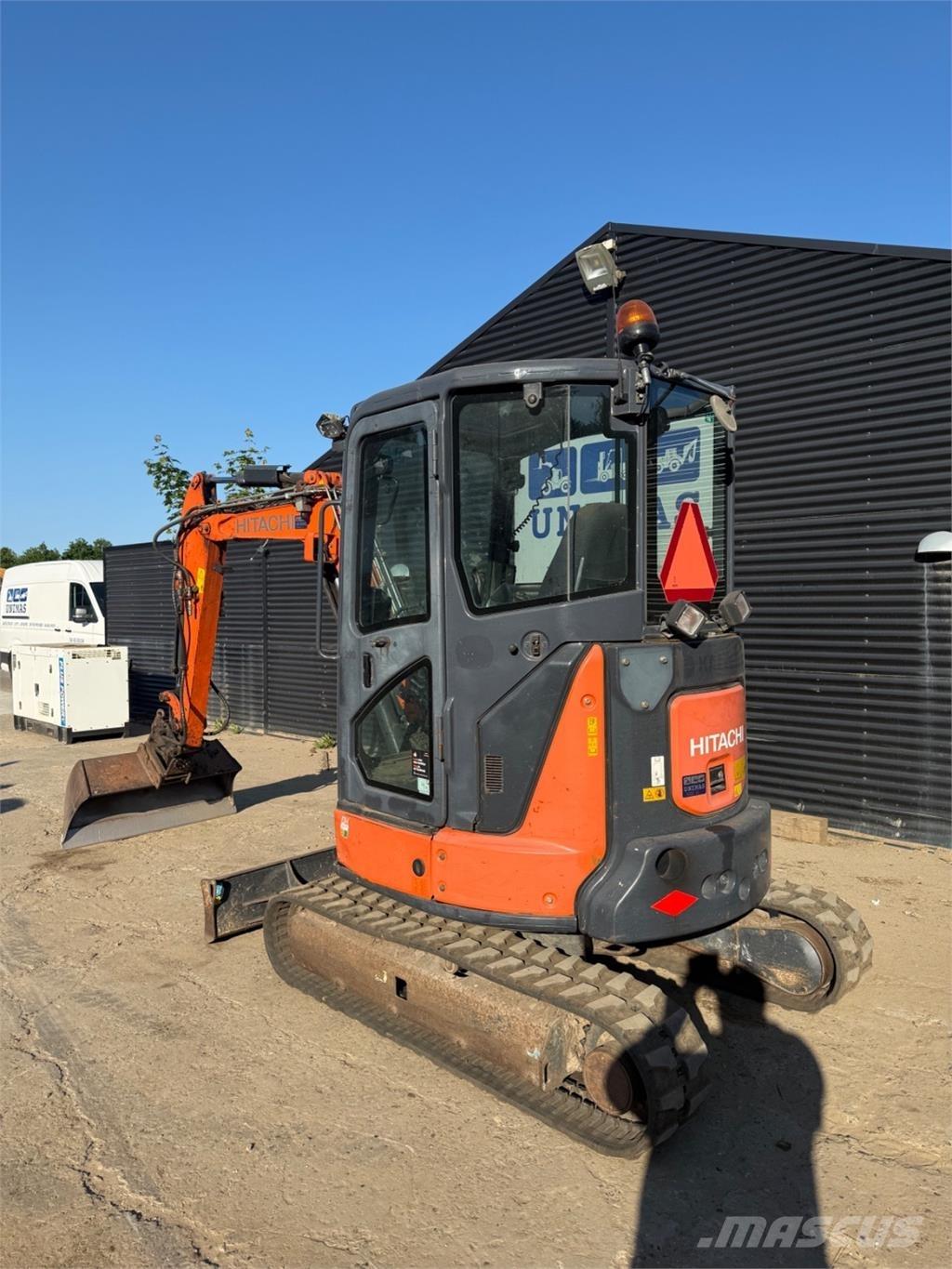 Hitachi ZX33 Mini bagri <7t