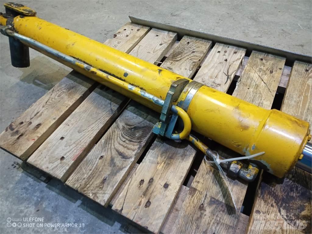 Hydrema 906B Boom in dipper roke