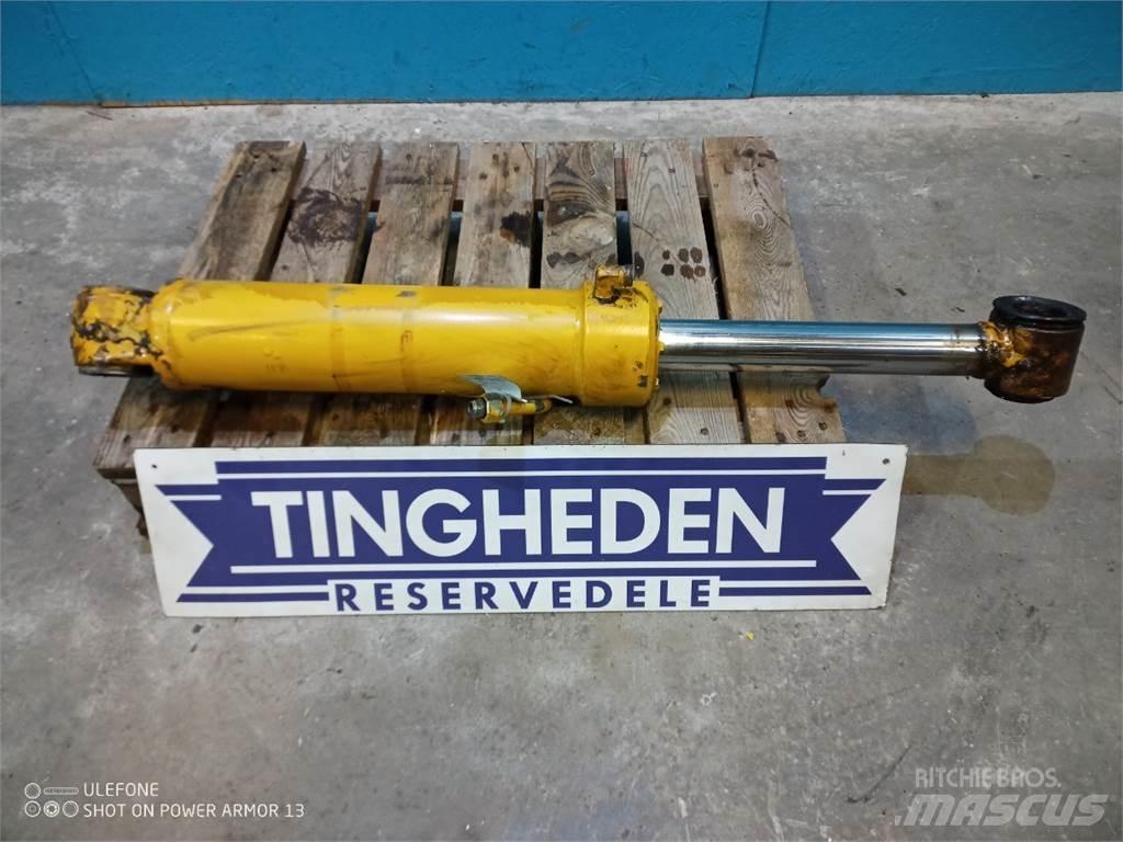 Hydrema 906B Boom in dipper roke