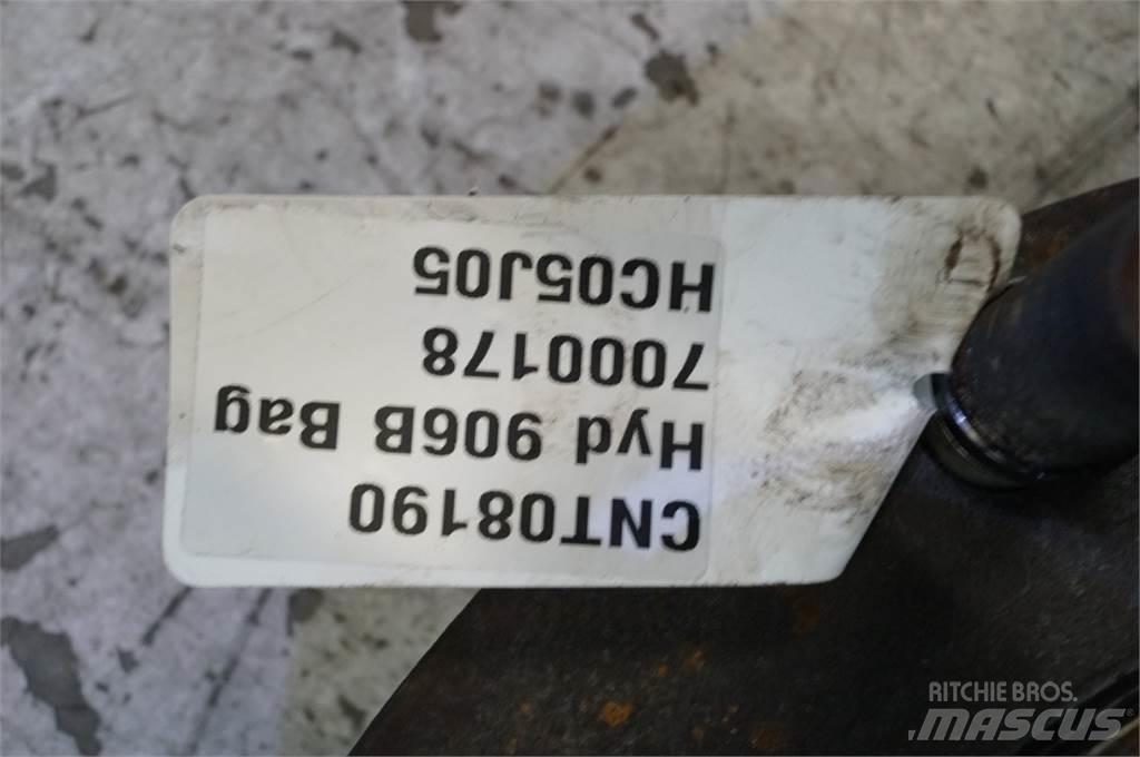 Hydrema 906B Osi