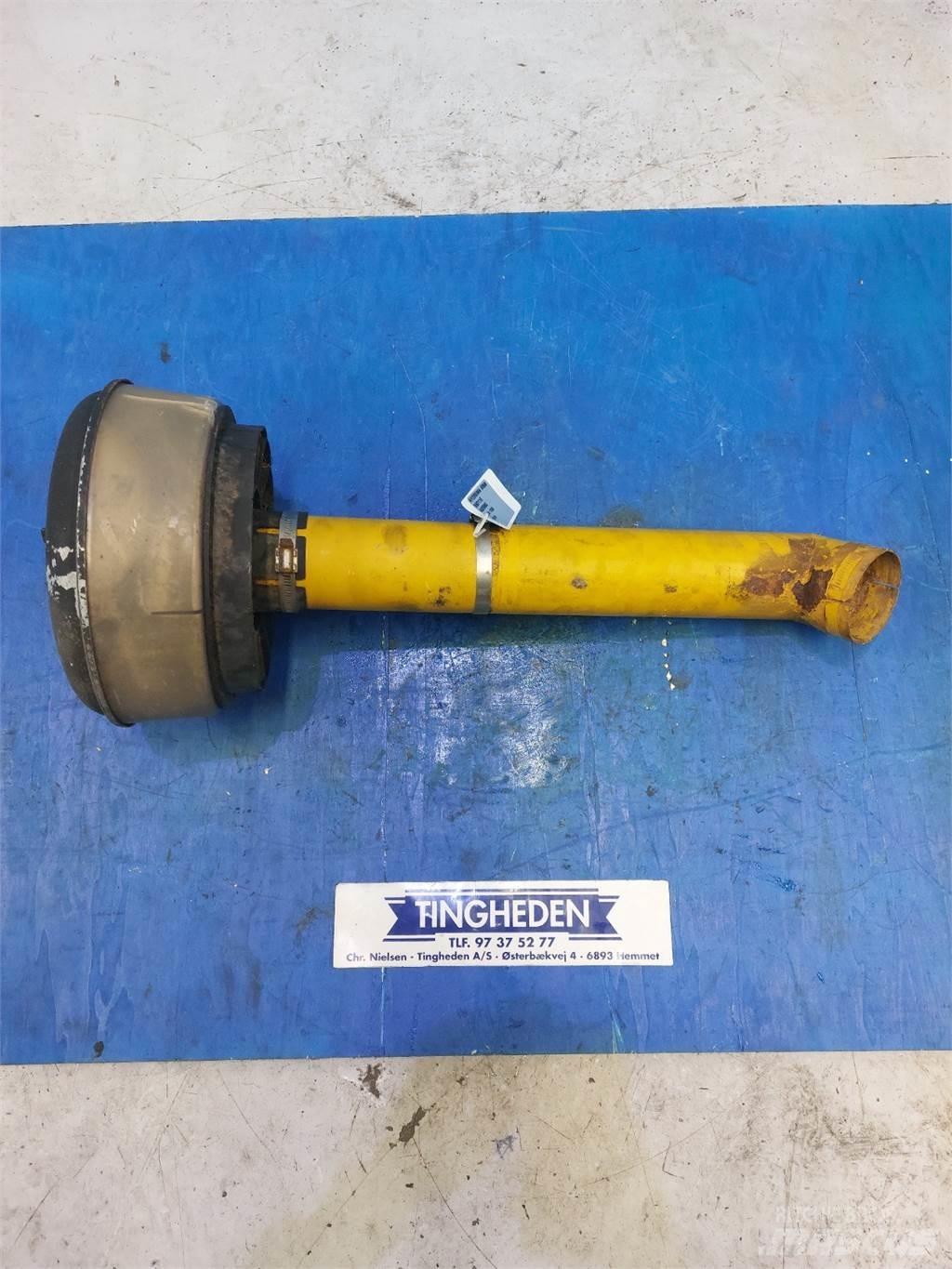 Hydrema 906B Motorji