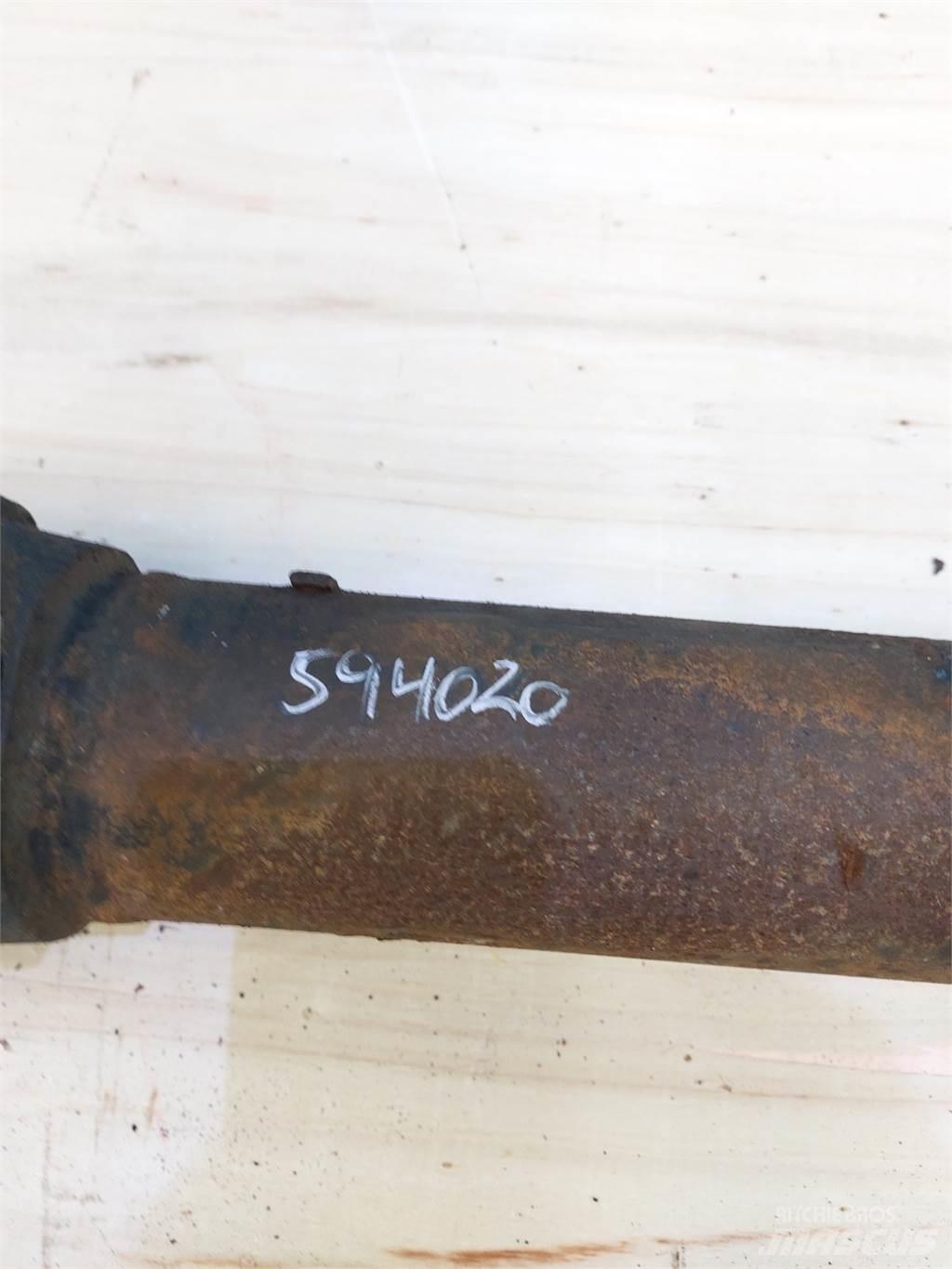 Hydrema 906B Osi