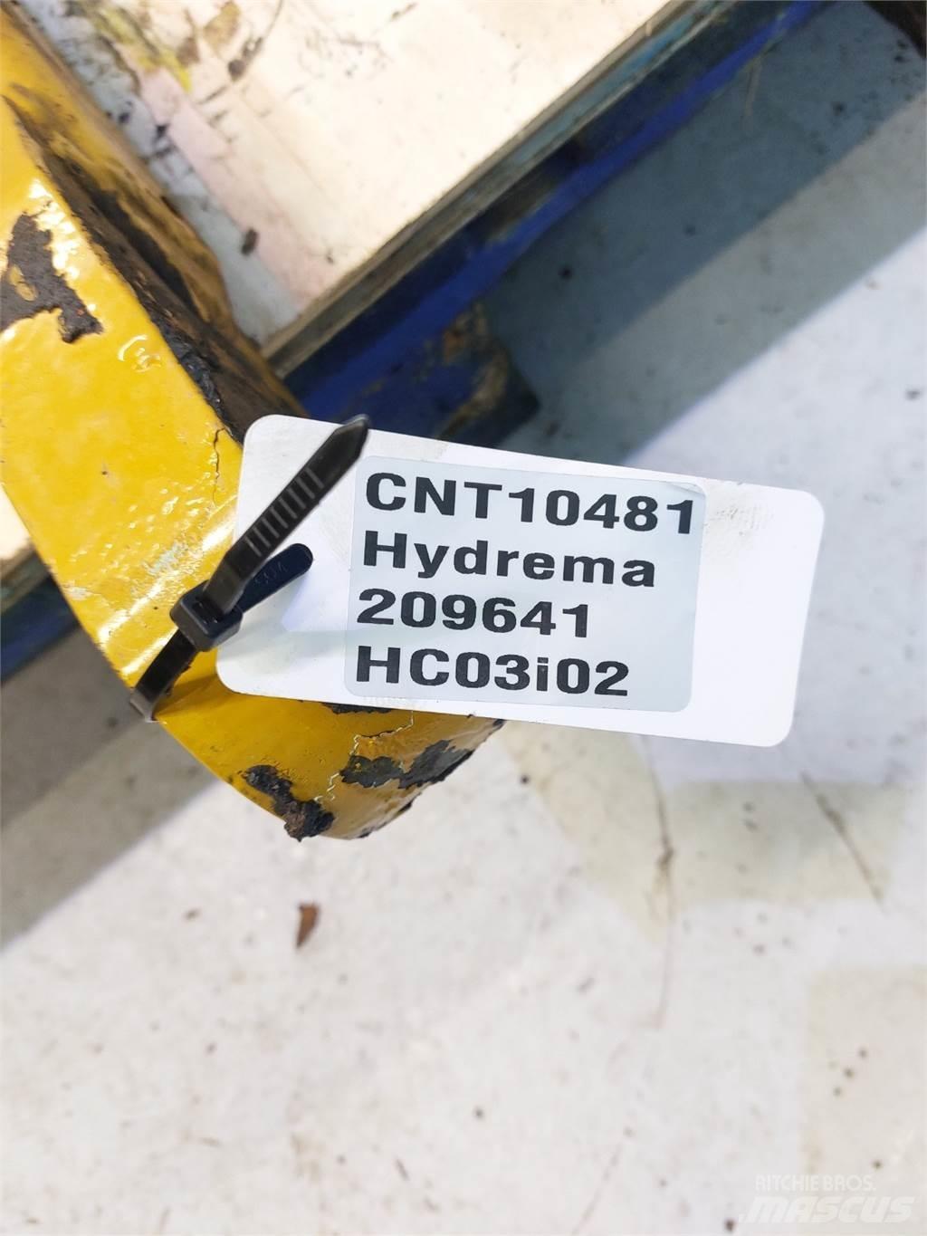 Hydrema 906B Boom in dipper roke