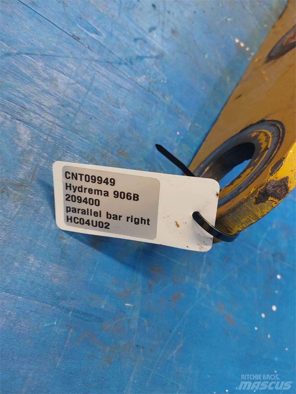 Hydrema 906B Boom in dipper roke