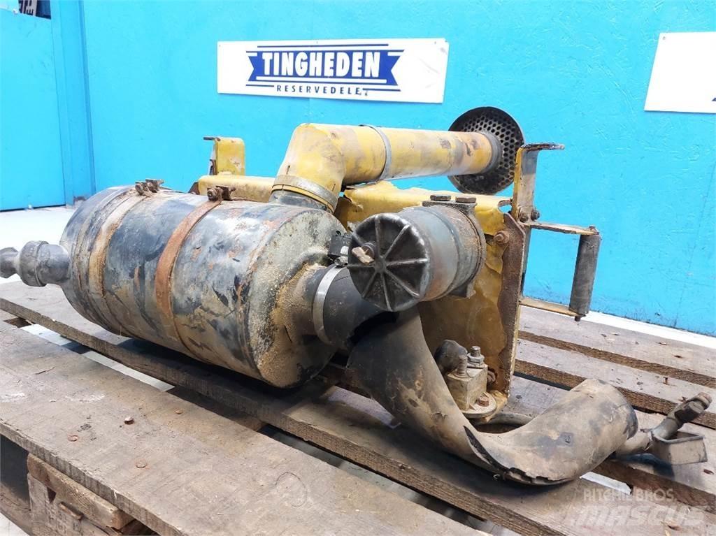 Hydrema 906B Motorji