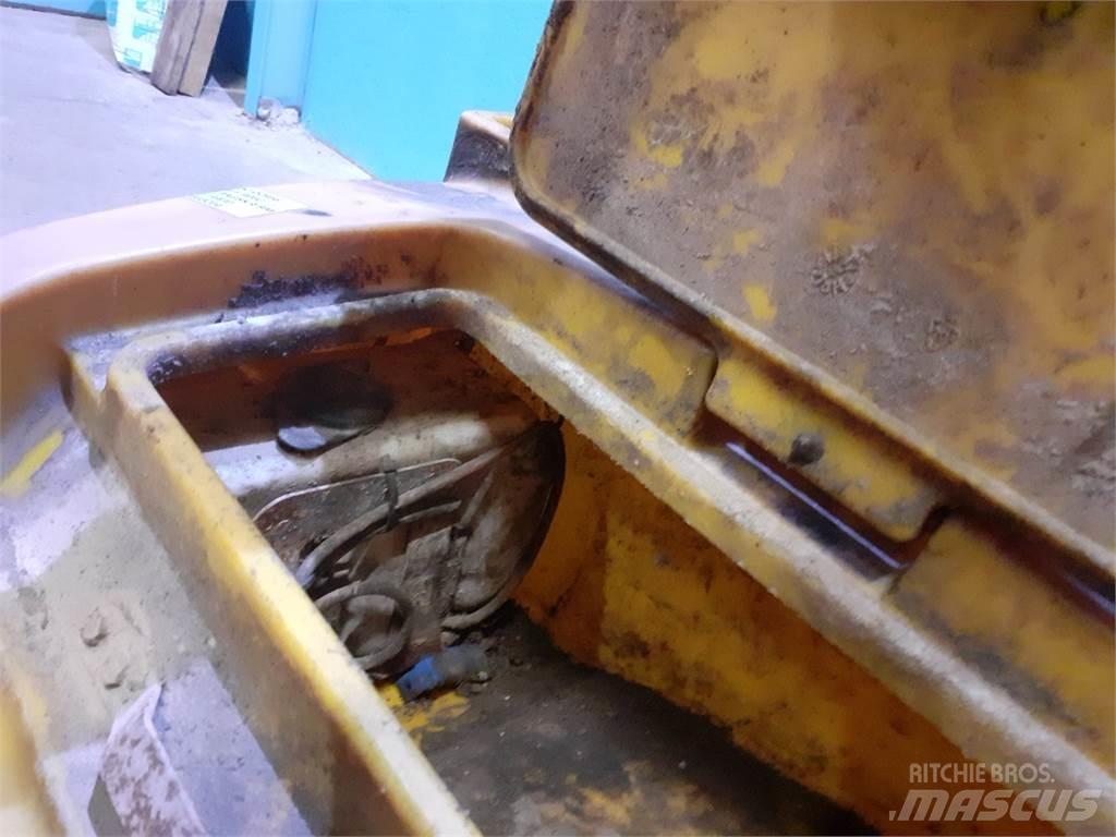 Hydrema 906C Presejalne žlice