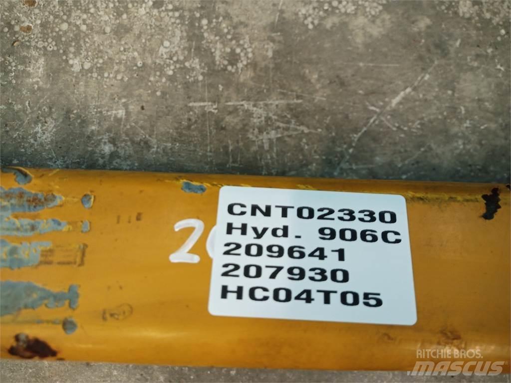 Hydrema 906C Boom in dipper roke