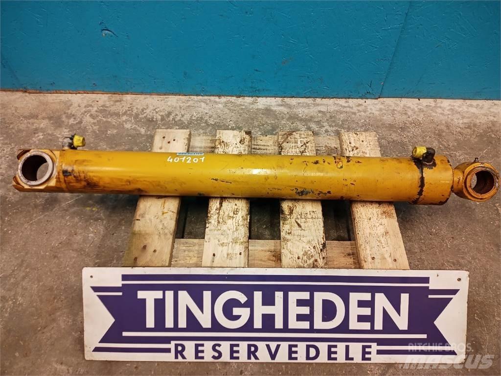 Hydrema 906C Boom in dipper roke
