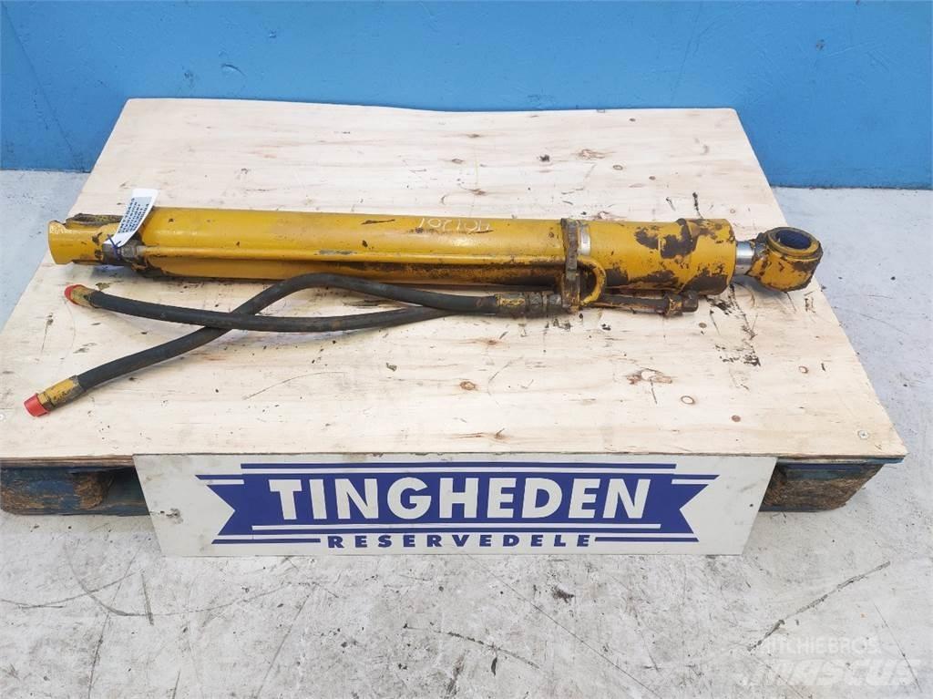 Hydrema 906C Boom in dipper roke