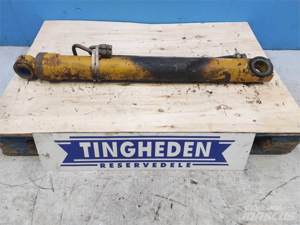 Hydrema 906C Boom in dipper roke