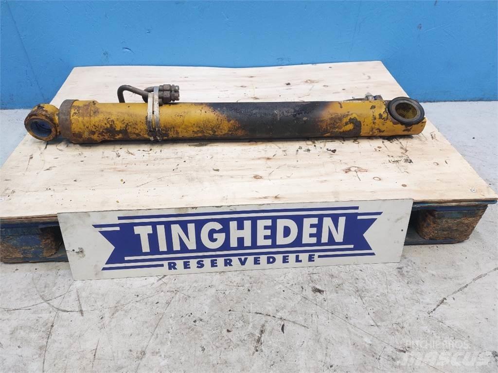 Hydrema 906C Boom in dipper roke