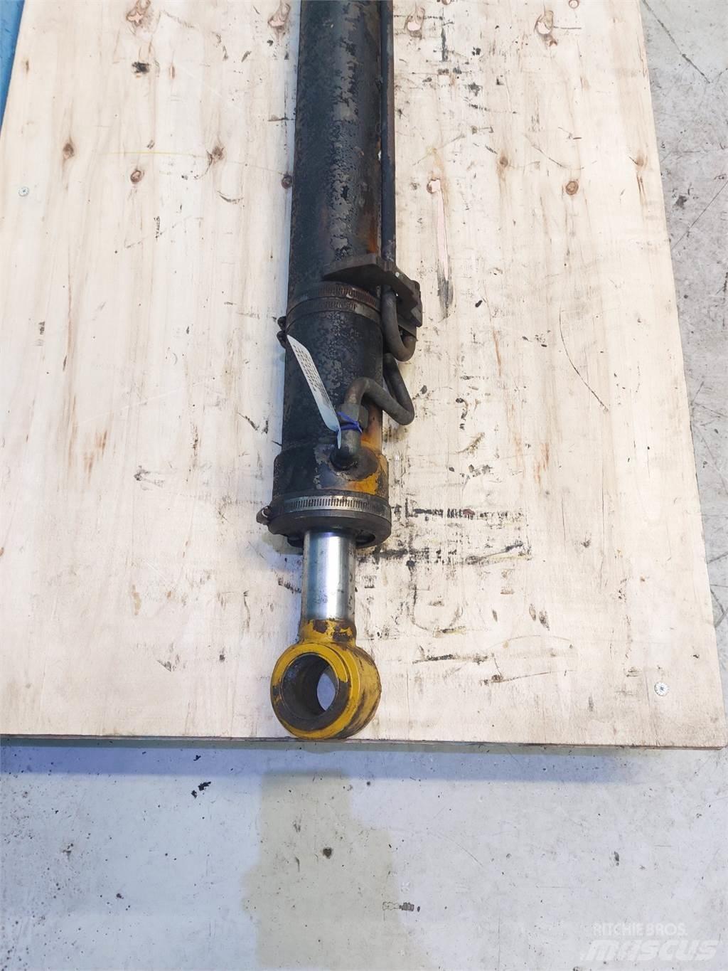 Hydrema 906C Boom in dipper roke