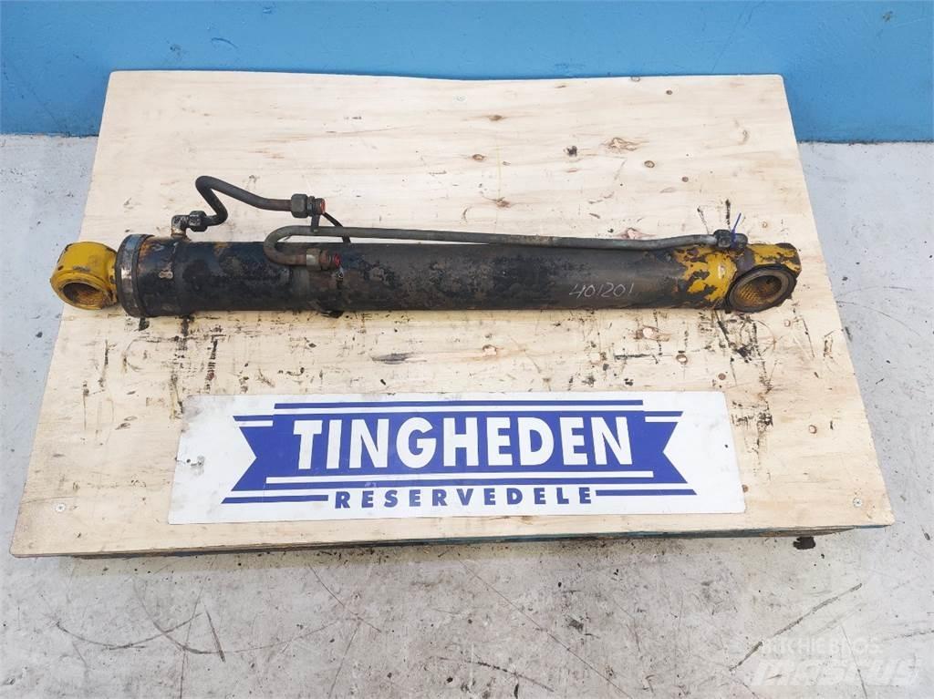 Hydrema 906C Boom in dipper roke