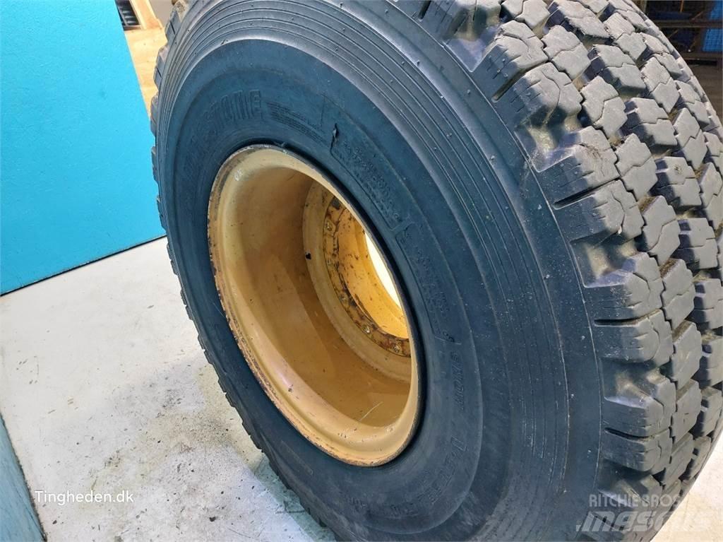 JCB 25 20.5R25 Gume, kolesa in platišča