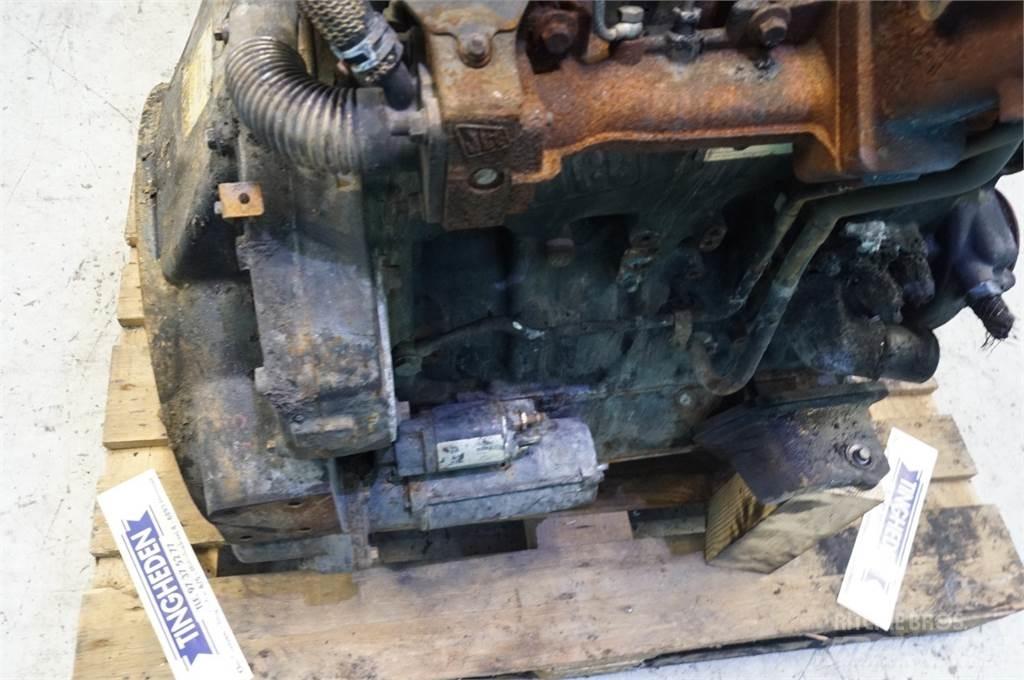JCB 444 TA4 Motorji