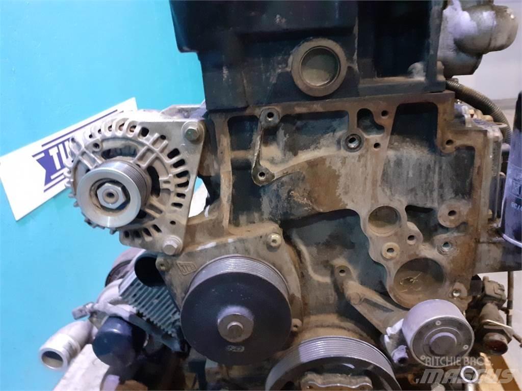 JCB 448 TA4 Motorji