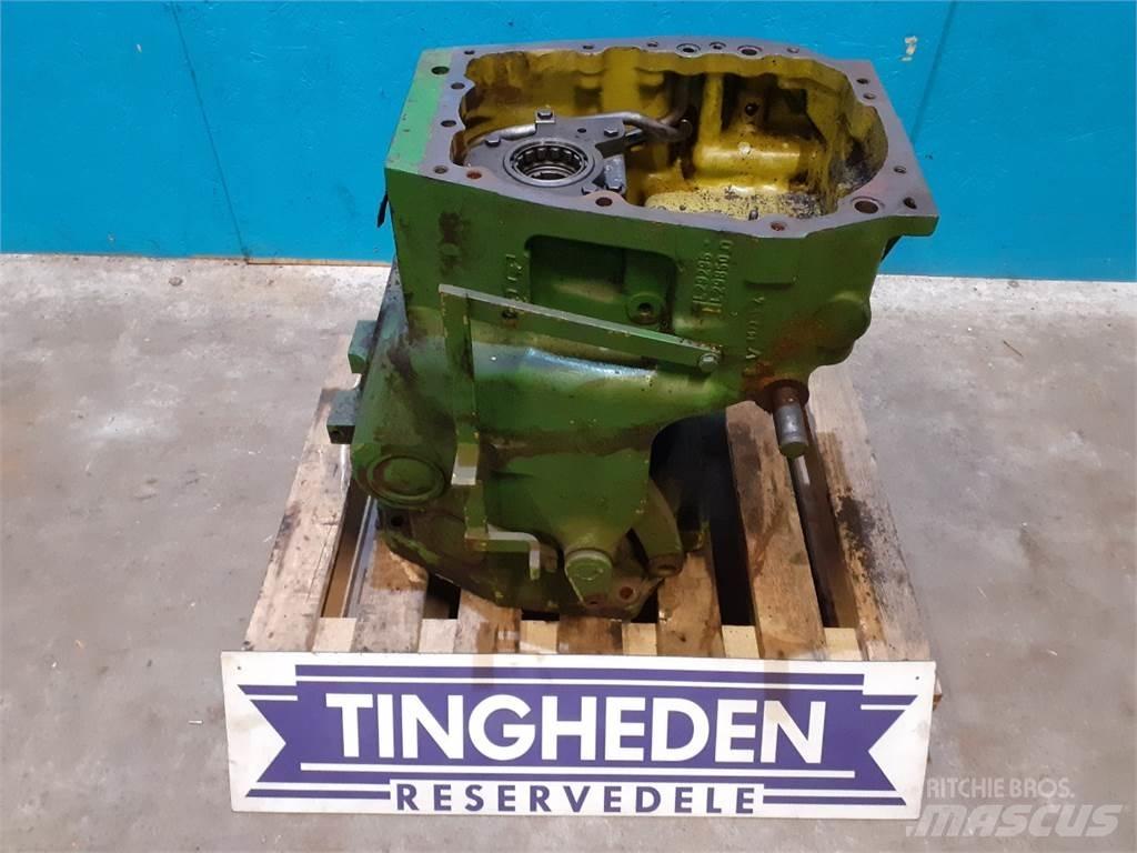 John Deere  Menjalnik