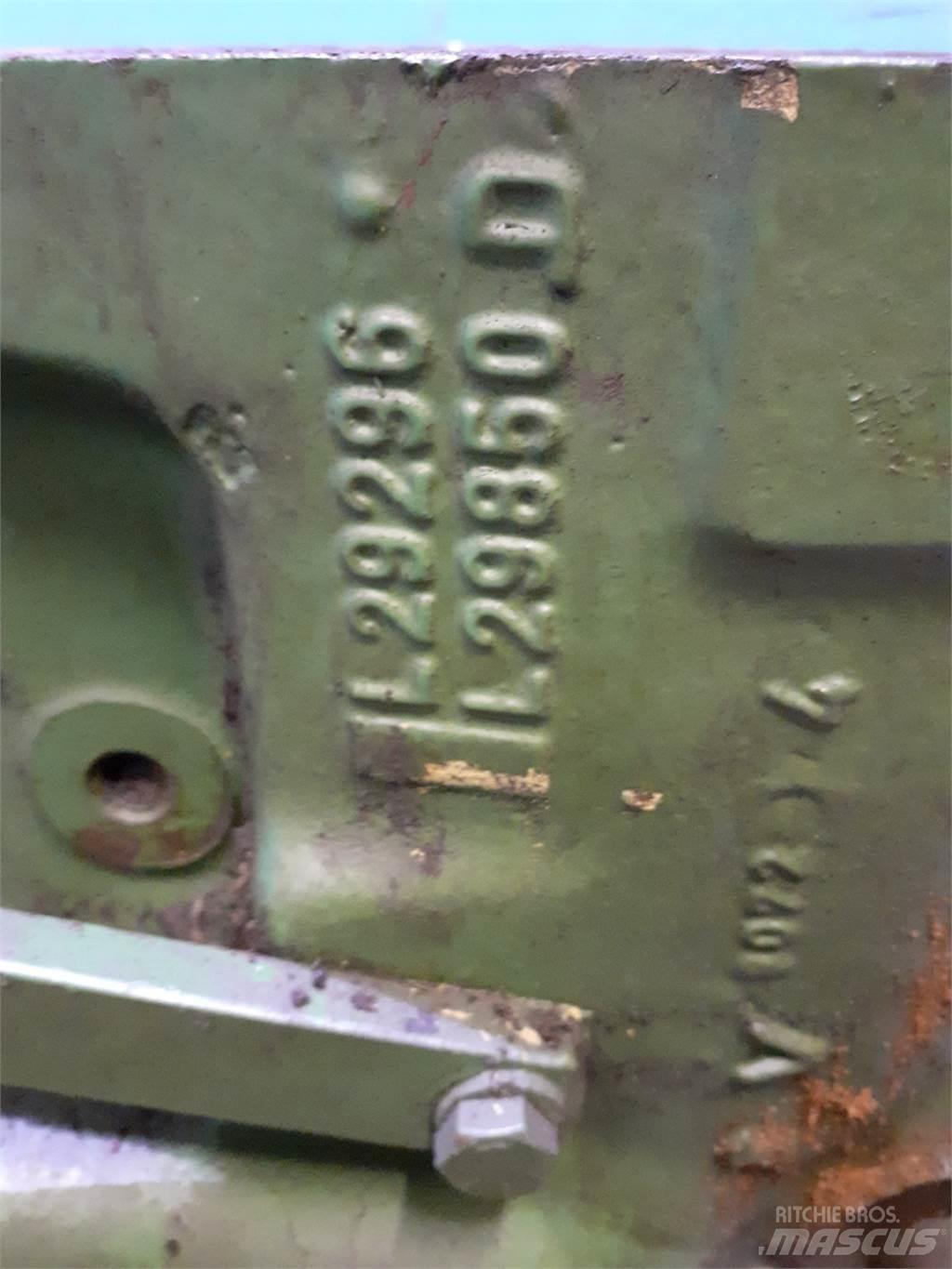 John Deere  Menjalnik