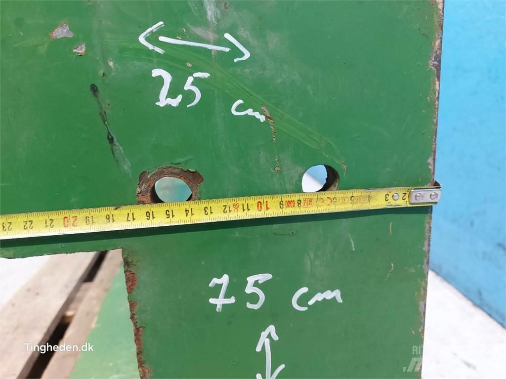 John Deere  Priključki za čelni nakladalec