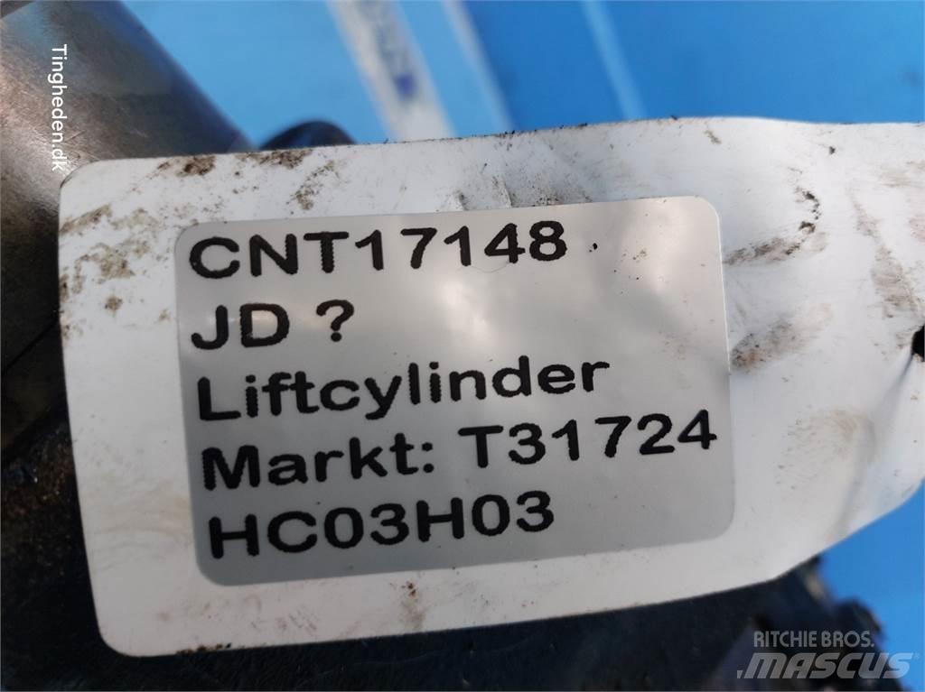 John Deere  Hidravlika