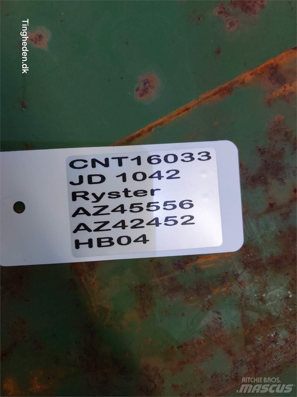 John Deere 1042 Dodatna oprema za kombajne