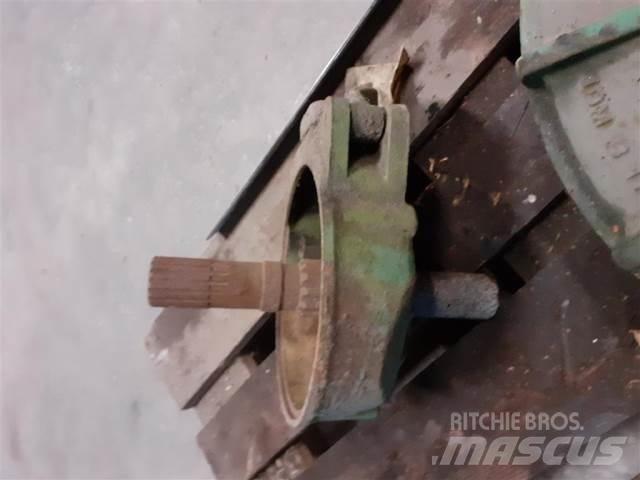 John Deere 1065 Dodatna oprema za kombajne