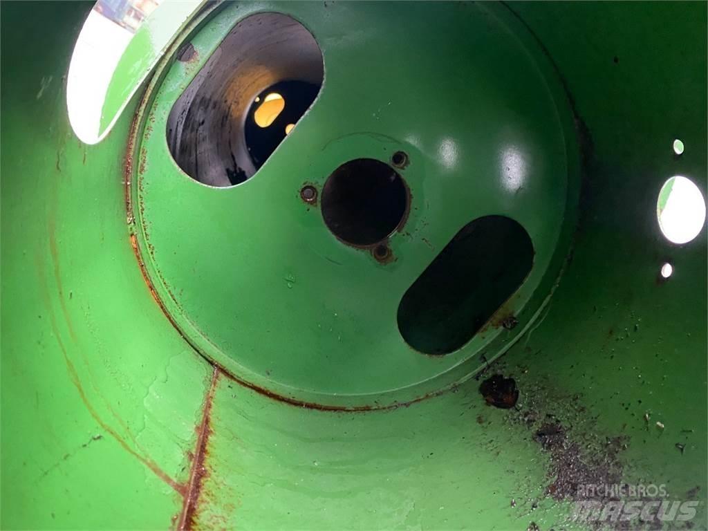 John Deere 1065 Dodatna oprema za kombajne