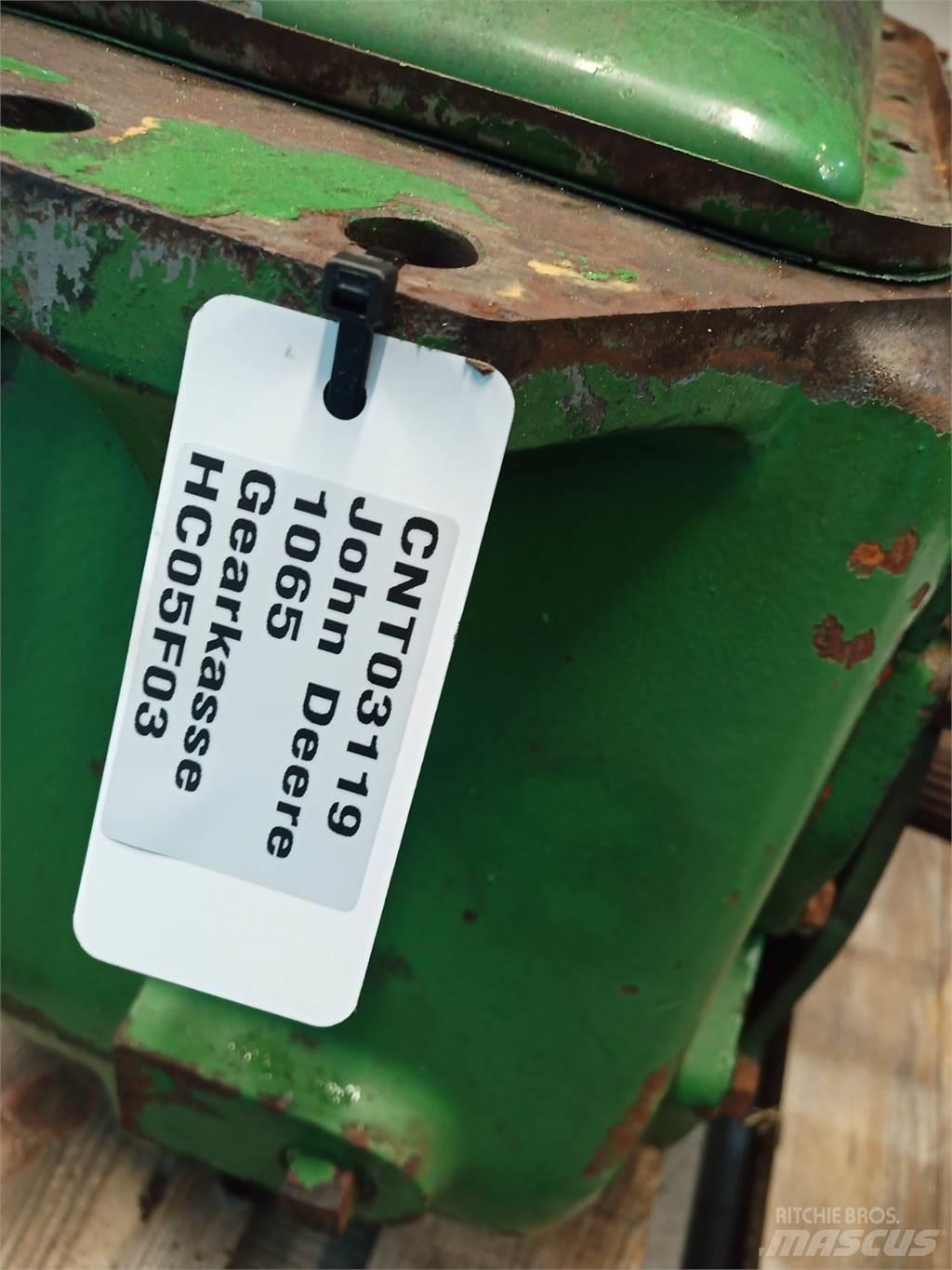 John Deere 1065 Menjalnik