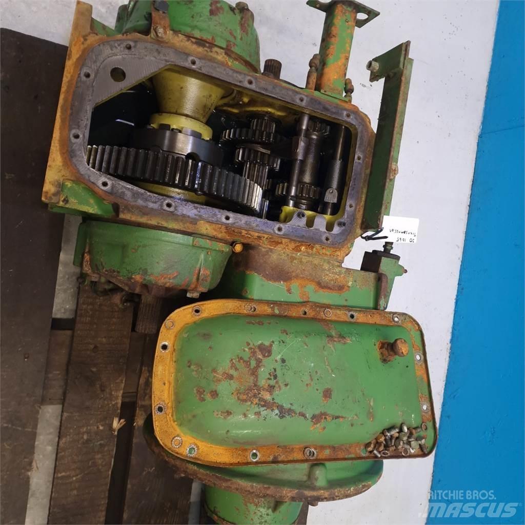 John Deere 1065 Menjalnik