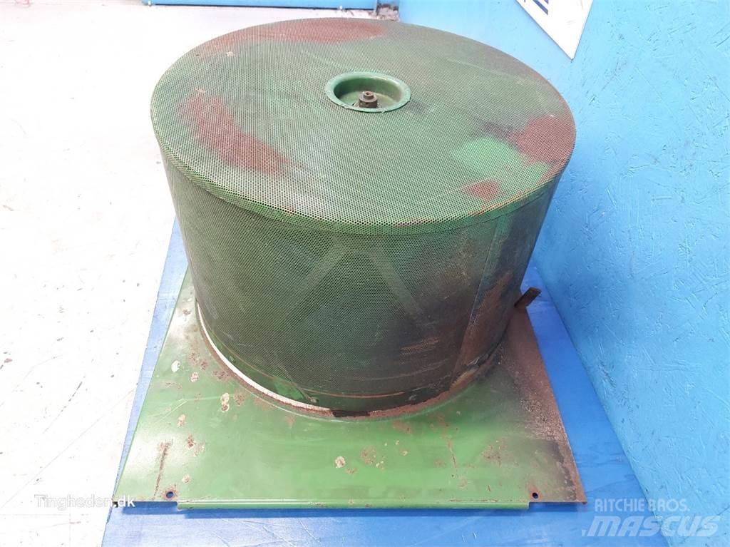 John Deere 1072 Motorji