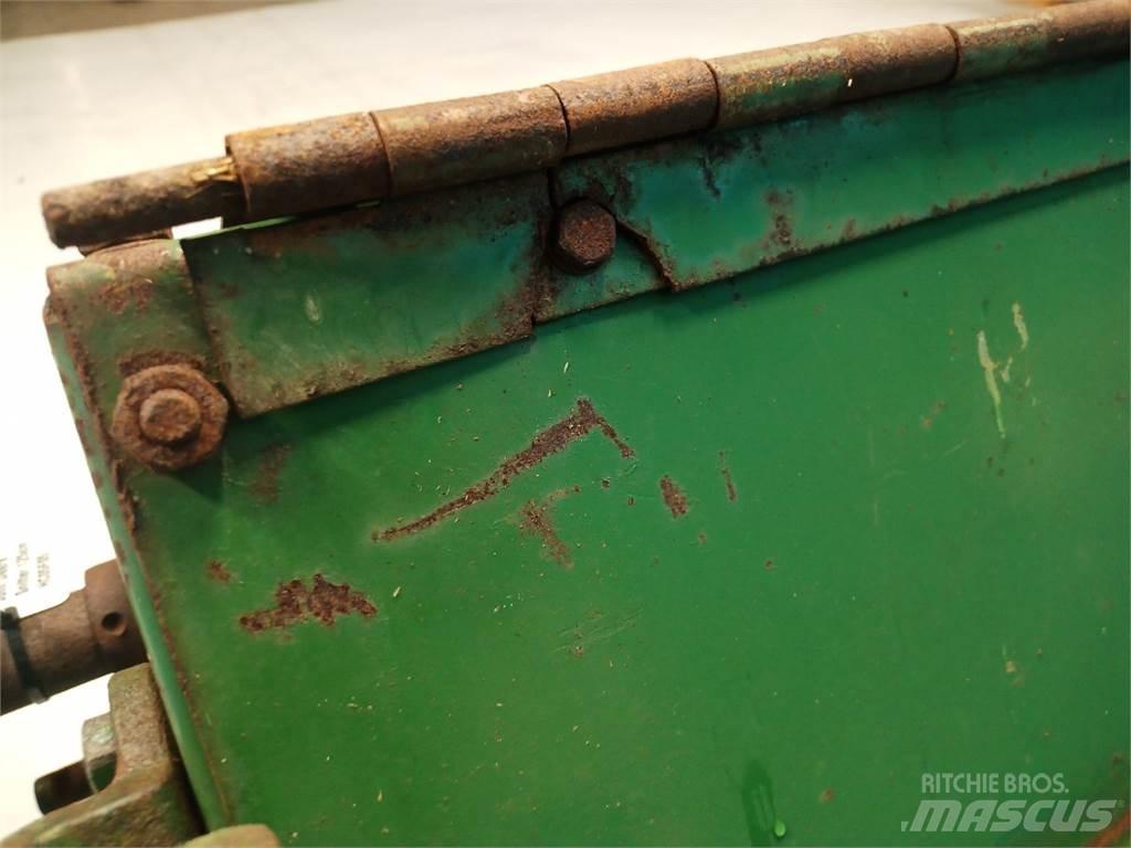 John Deere 1075 Dodatna oprema za kombajne