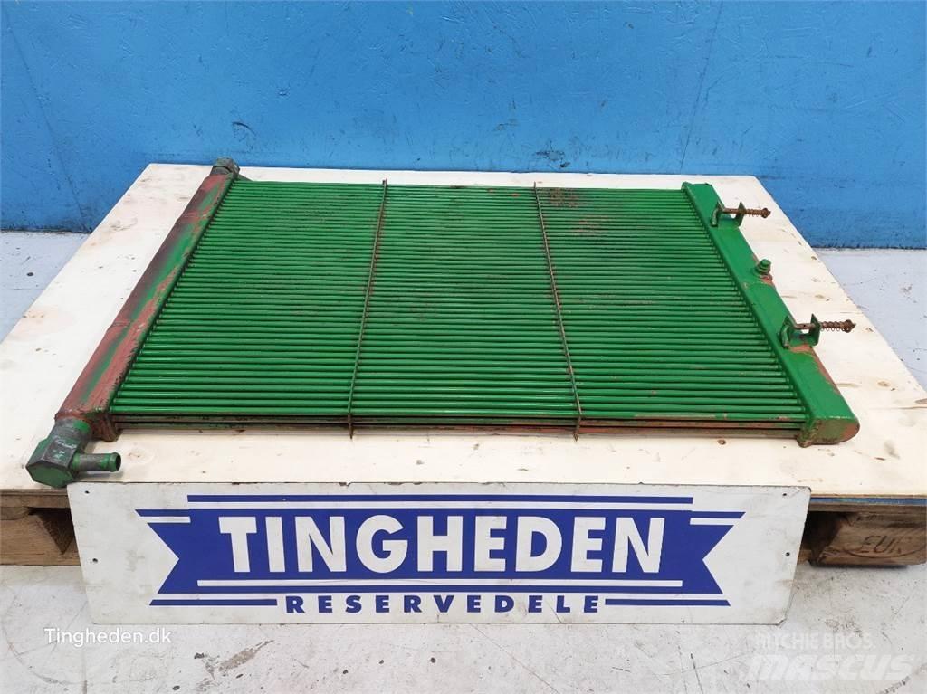 John Deere 1075 Radiatorji