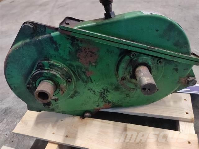 John Deere 1085 Menjalnik