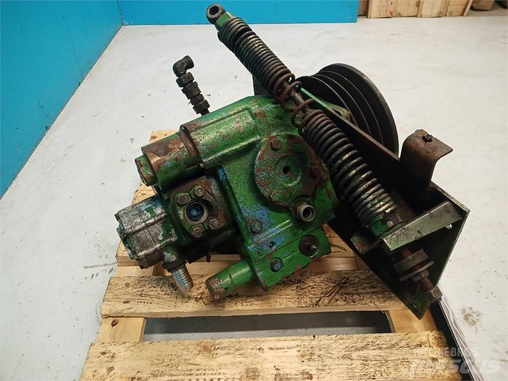 John Deere 1085 Hidravlika