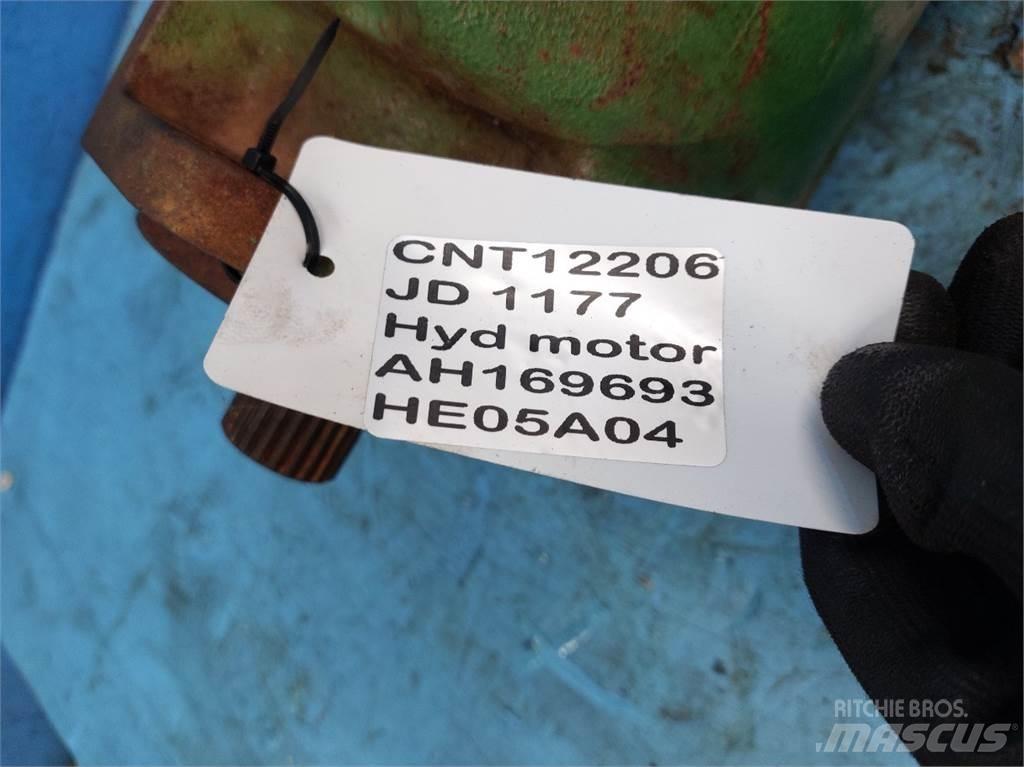 John Deere 1177 Hidravlika