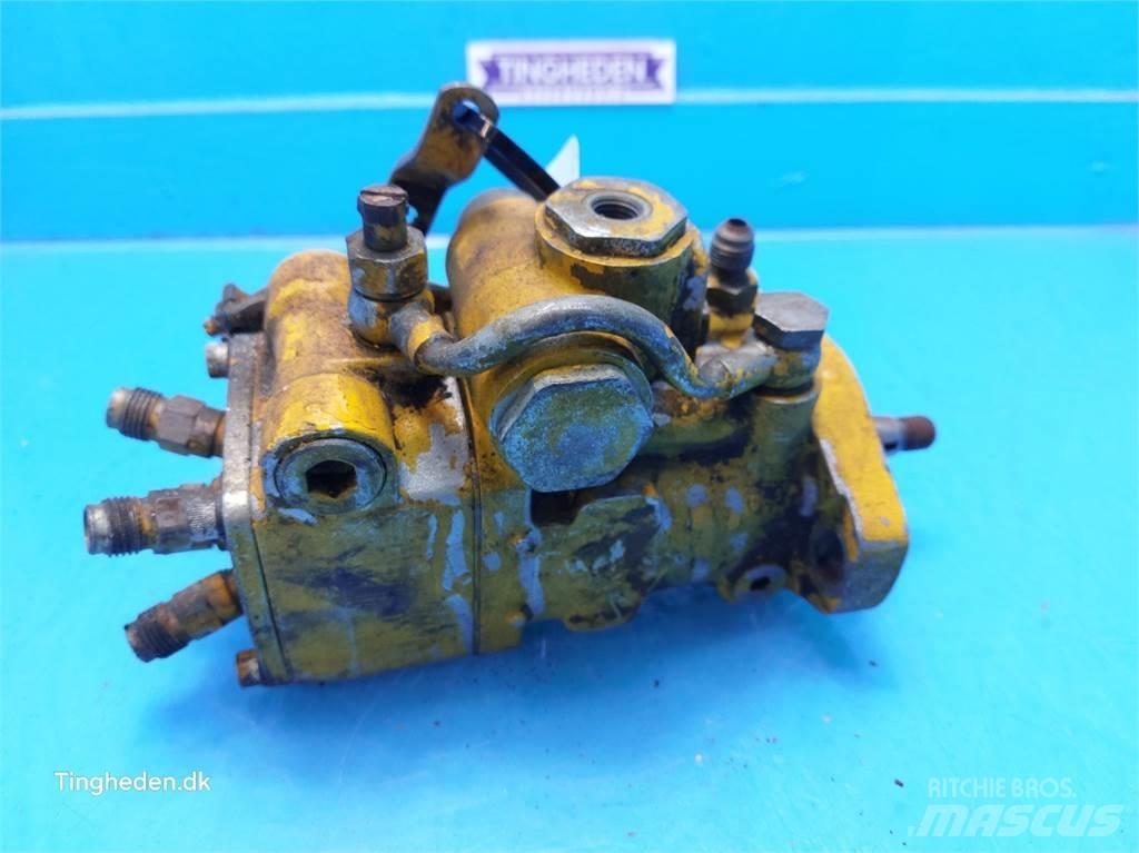 John Deere 2020 Motorji