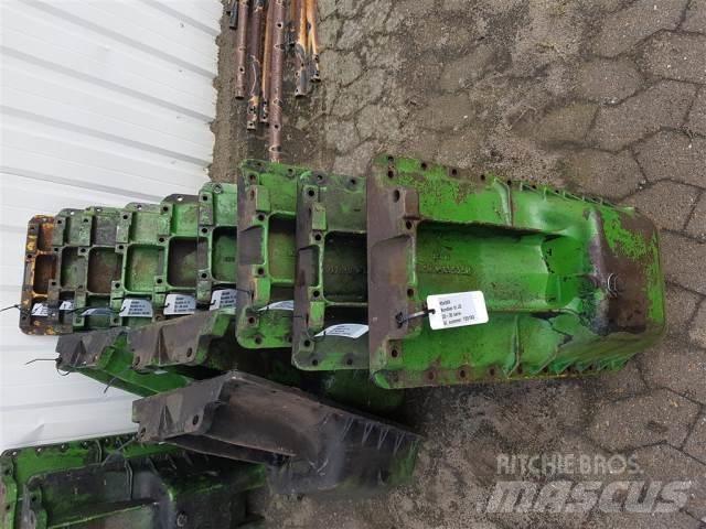 John Deere 2030 Motorji