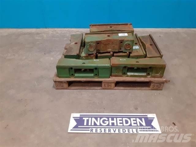 John Deere 2040 Sprednje uteži