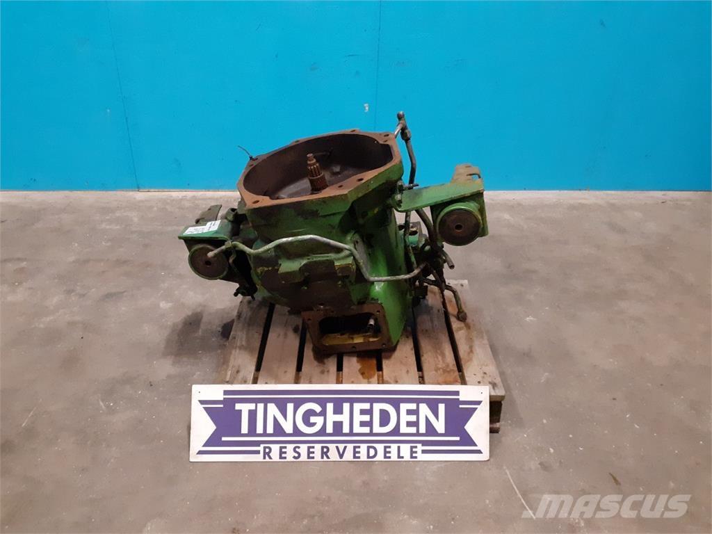 John Deere 2040 Menjalnik