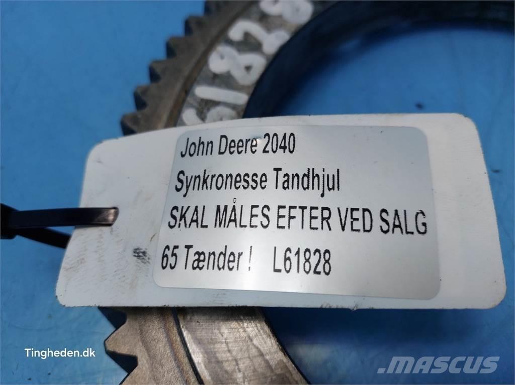 John Deere 2040 Menjalnik