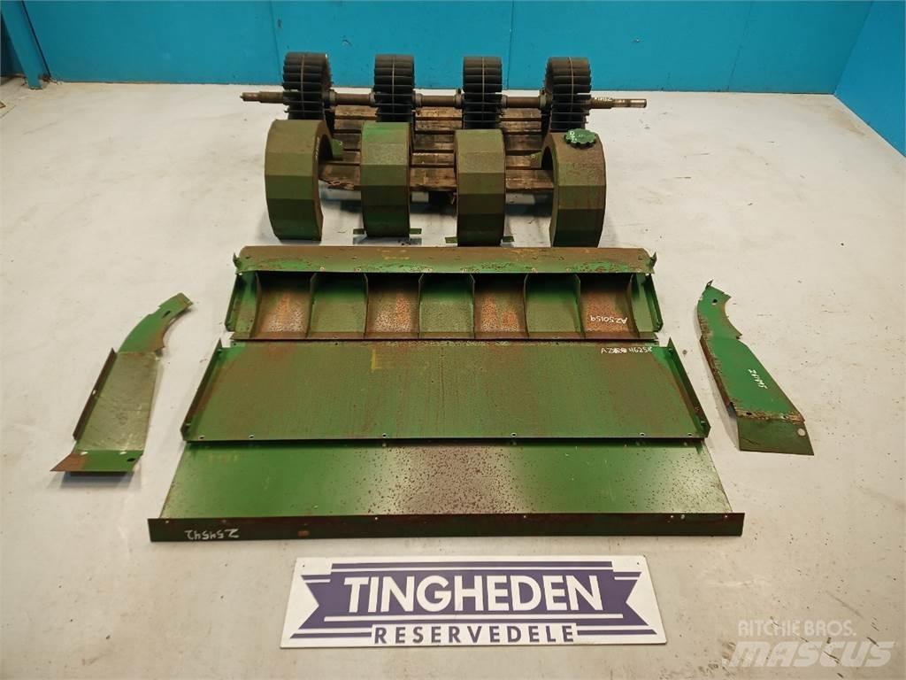 John Deere 2054 Trosilci peska in soli