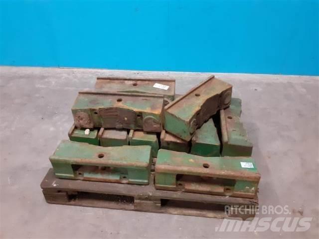 John Deere 2140 Sprednje uteži