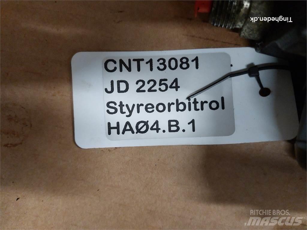 John Deere 2254 Hidravlika
