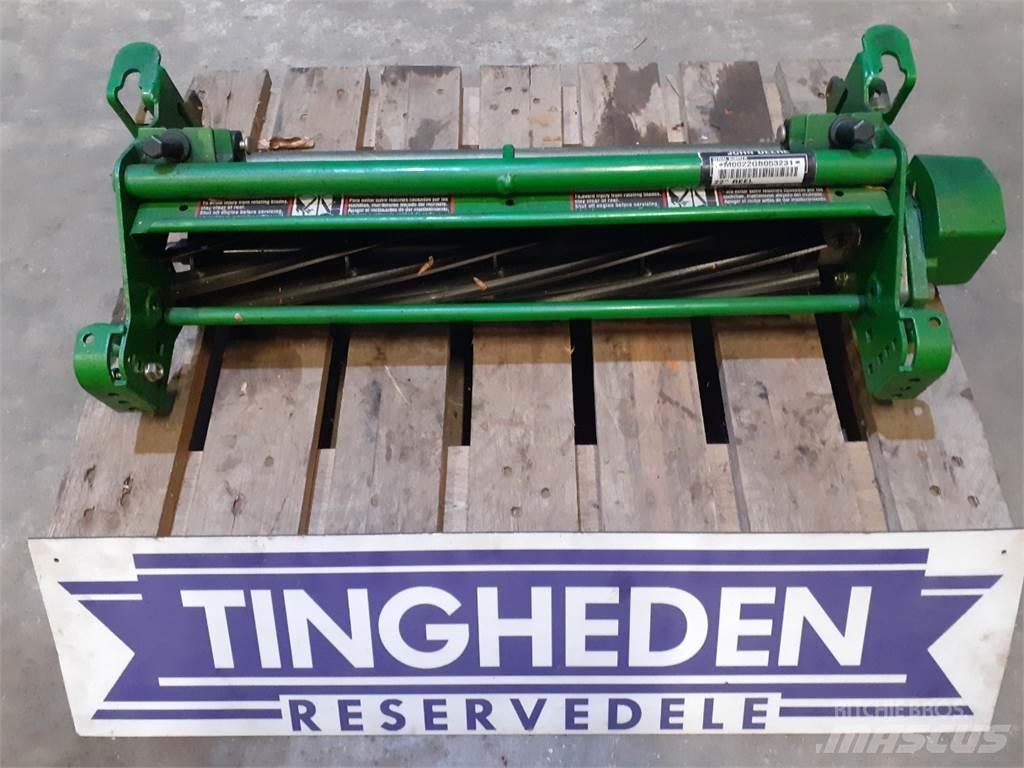 John Deere 2500 Robotske kosilnice