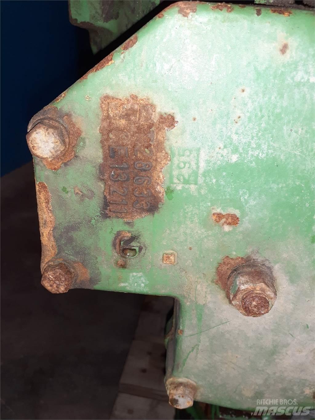 John Deere 2840 Menjalnik