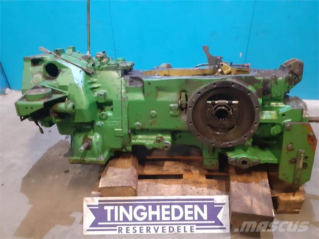 John Deere 3040 Menjalnik