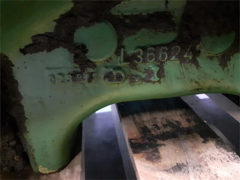 John Deere 3040 Menjalnik