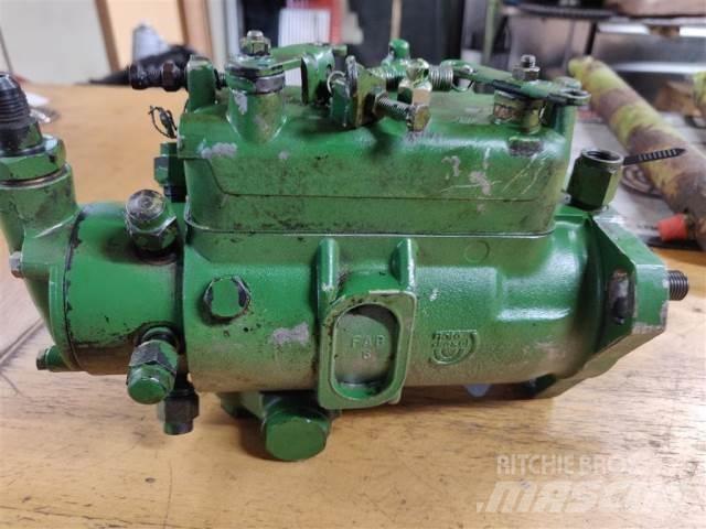 John Deere 3140 Motorji