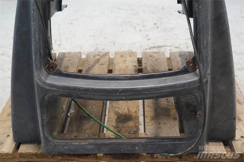 John Deere 3140 Kabine in notranjost