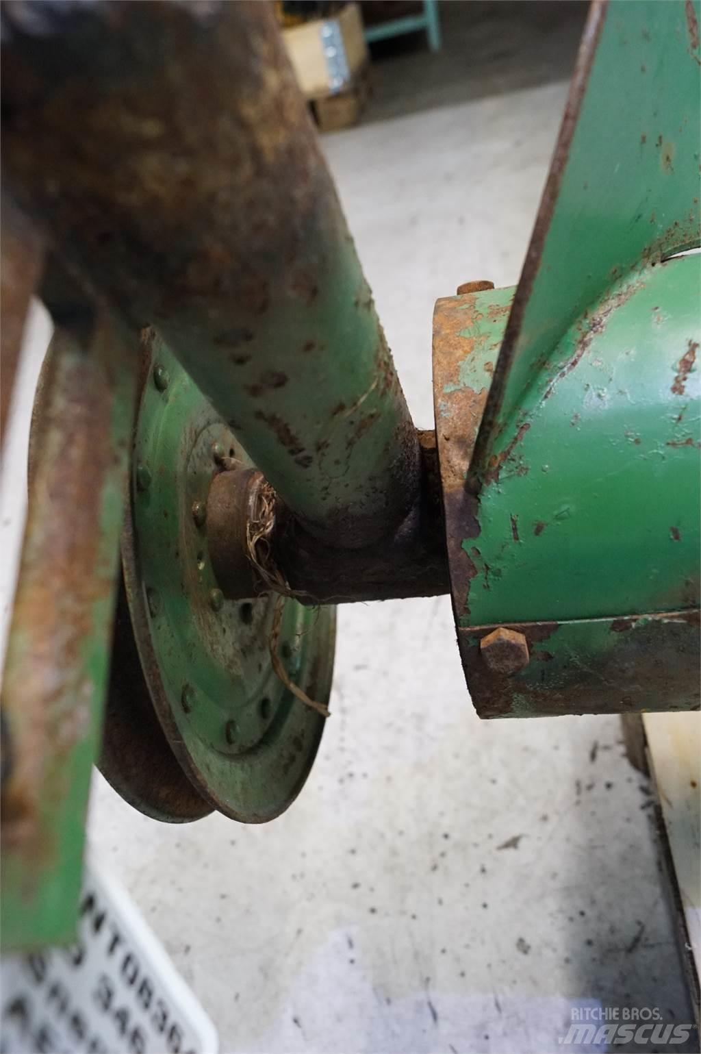 John Deere 346 Kmetijstvo - drugo